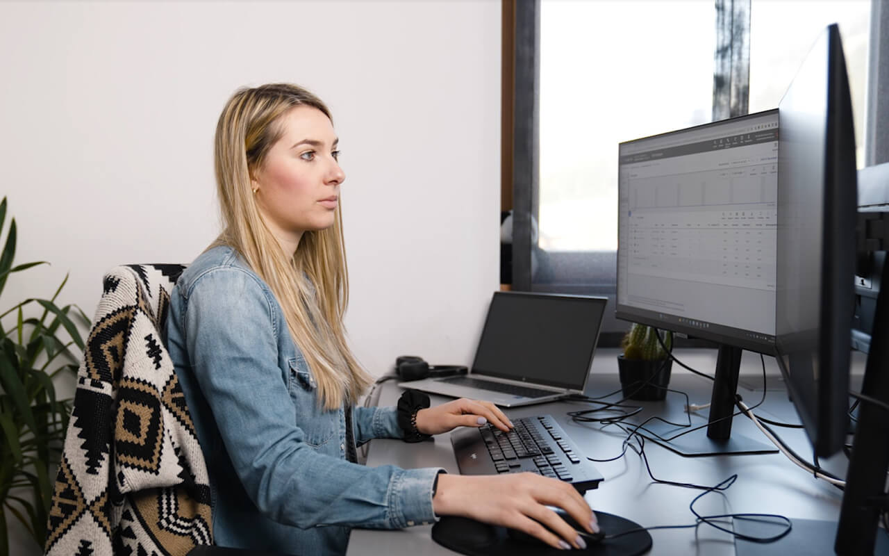 Search Engine & Social Media Advertiser